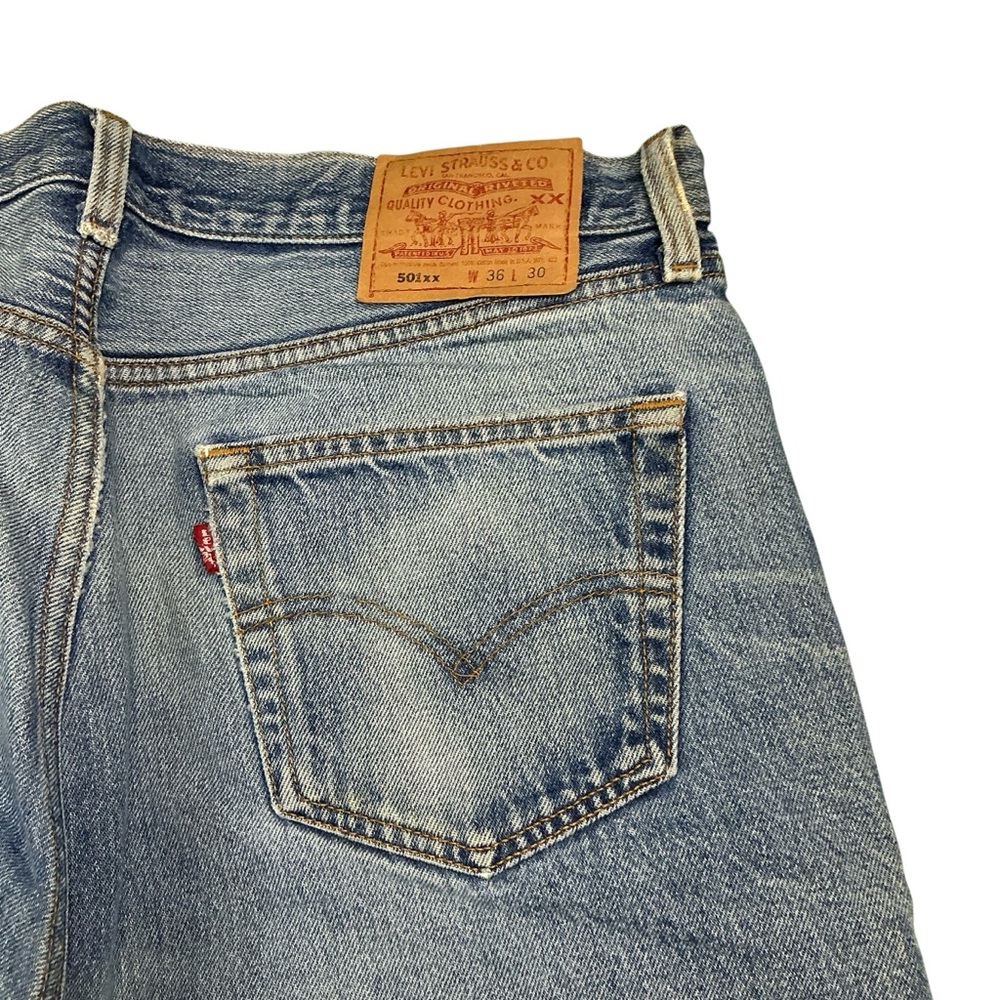 Vintage Levi’s 501XX 90s button fly jeans 34 x 28 medium wash USA made - Picture 5 of 8